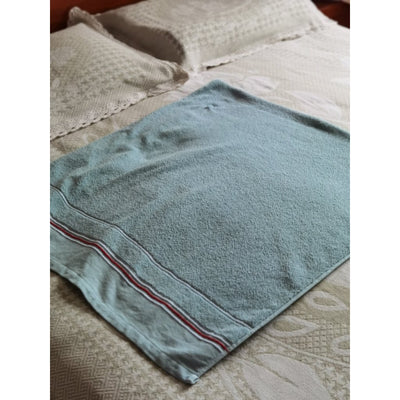 PETDET Large Bath Towels, Soft Linen Luxury Towel，100% Cotton, 30 x 60 Inches Extra Large Bath Towels, Lighter Weight, Quicker to Dry, Super Absorbent, Perfect Bathroom Towels